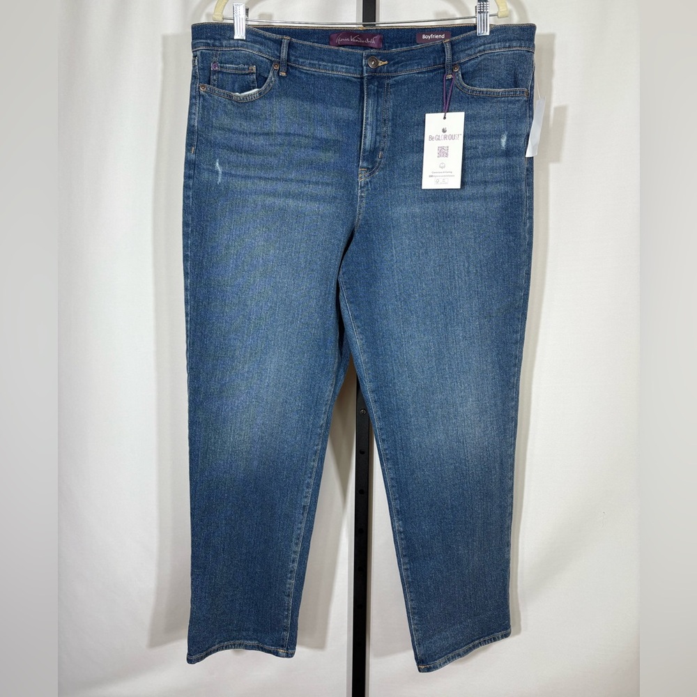 NWT Gloria Vanderbilt Weekend Boyfriend Jeans Women’s Size 16